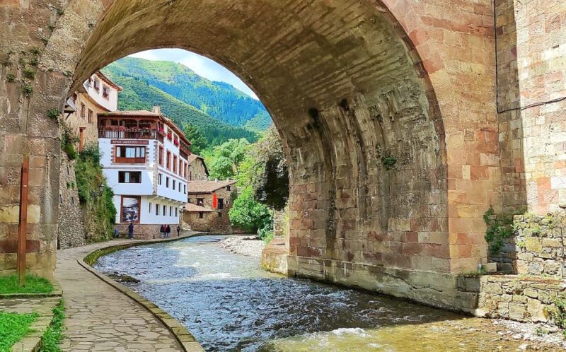 Santander: Picos, Santo Toribio Monastery and Potes Day Tour - Monastery of Santo Toribio
