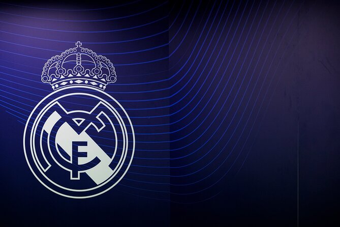 Santiago Bernabéu Stadium and Real Madrid Museum Guided Visit - Meeting and Transportation
