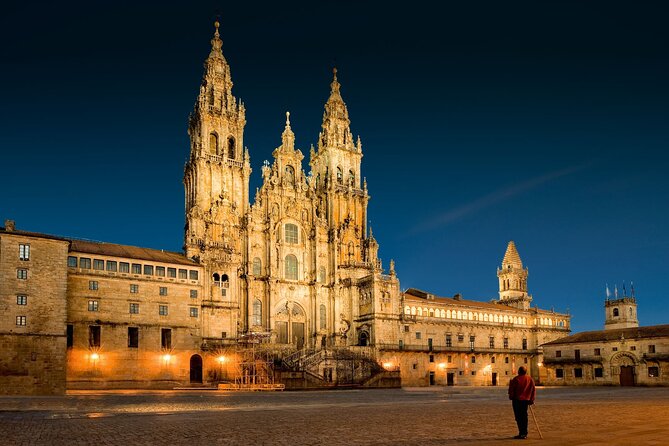 Santiago Cathedral and Museum in English - History and Architecture