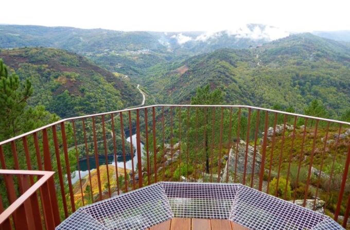 Santiago De Compostela: Galicia & the Ribeira Sacra Day Trip - Included in the Tour
