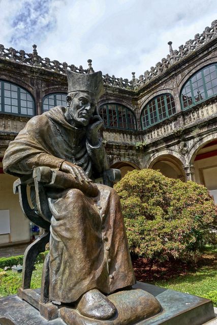 Santiago De Compostela - Historic Walking Tour - Key Points