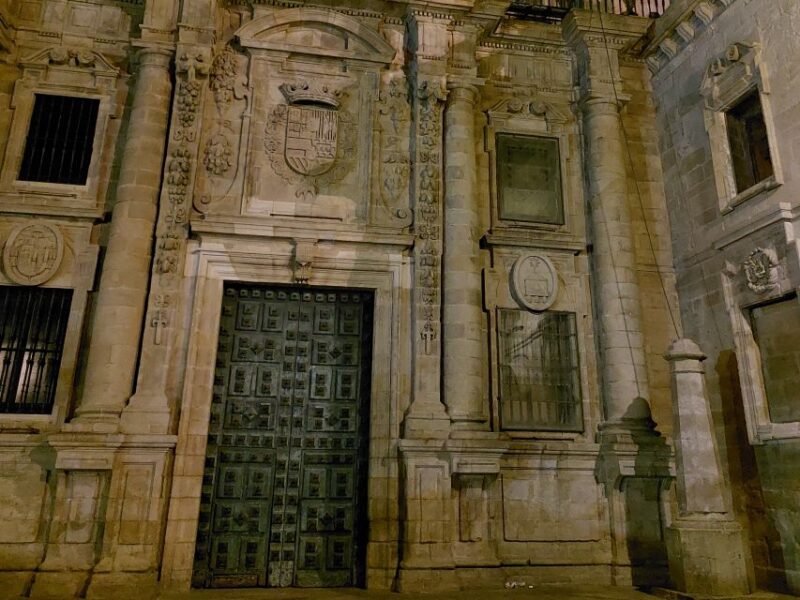 Santiago De Compostela: Land of Legends & Meigas Night Tour - Tour Experience and Themes