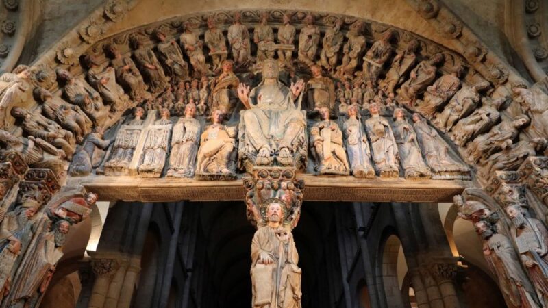Santiago De Compostela: Portico of Glory and Cathedral Tour - Included Features