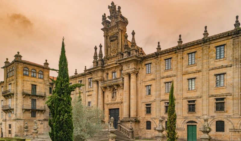 Santiago De Compostela Private 10- Hours Tour From Oporto - Duration and Transportation