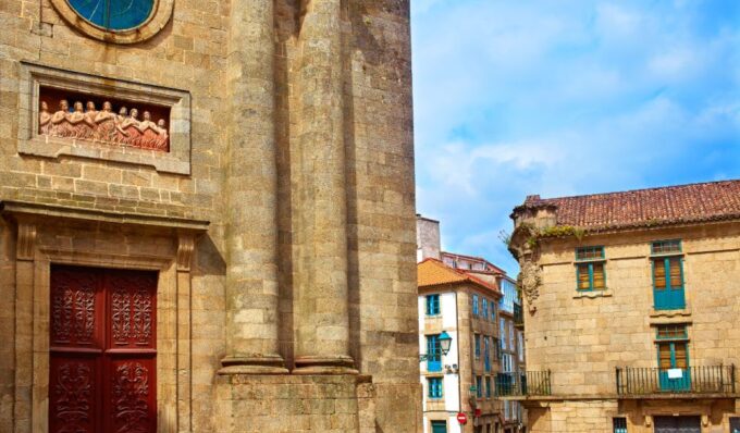 Santiago De Compostela Private 10- Hours Tour From Oporto - Booking and Availability