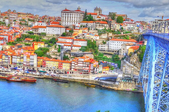 Santiago De Compostela to Porto & Douro Valley 2-Day Private Tour - Cable Car Ride in Porto