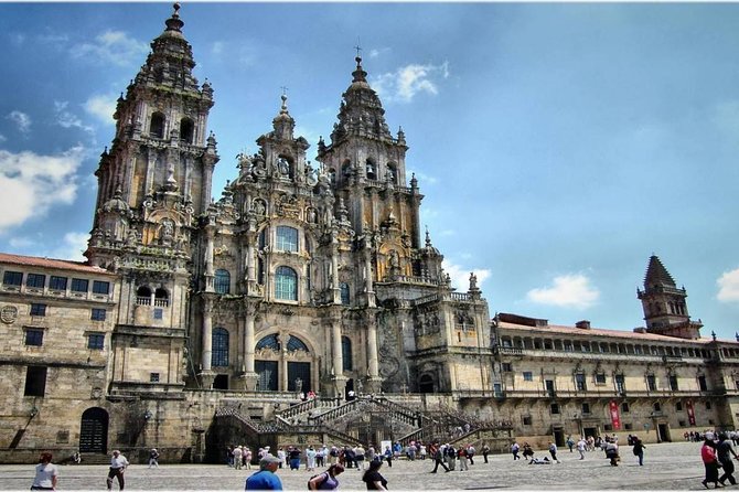 Santiago De Compostela & Valença Do Minho - From Porto - About Your Stay