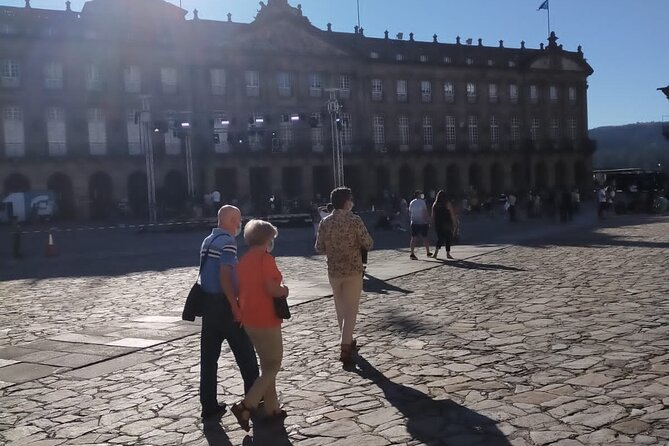 Santiago De Compostela: Walking Tour With a Local Guide - Tour Overview