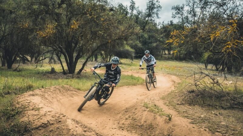 Santiago: E- Mountain Bike Rental to Ride in a Bike Park - Key Points