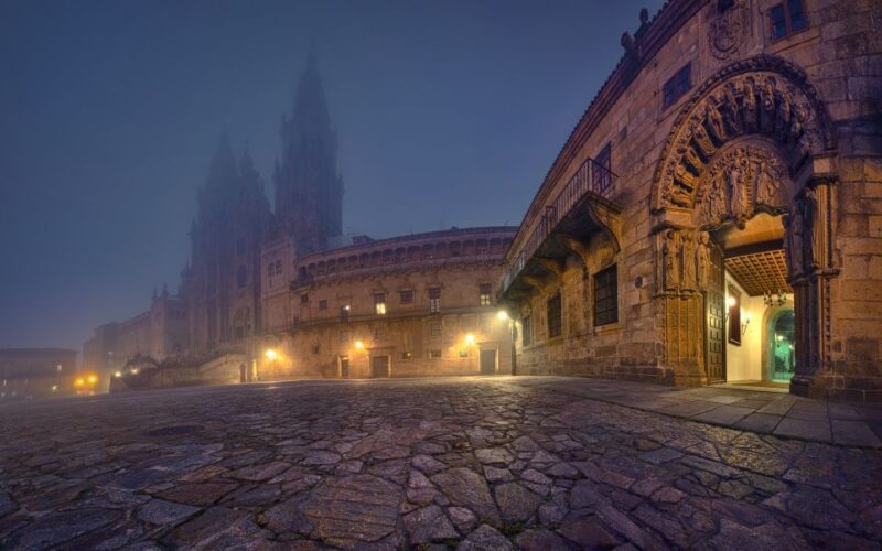 Santiago: Food Walking Tour With Tasting of Local Products - Key Points
