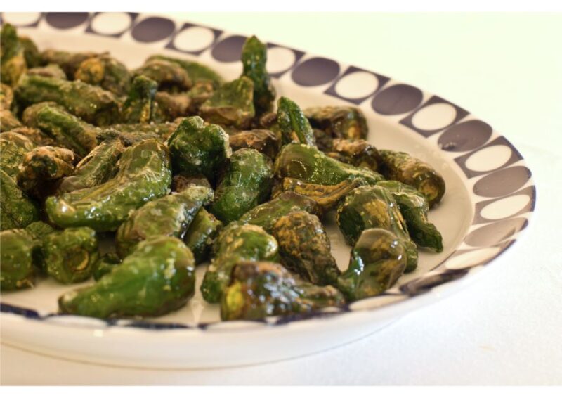 Santiago: Food Walking Tour With Tasting of Local Products - Tour Highlights