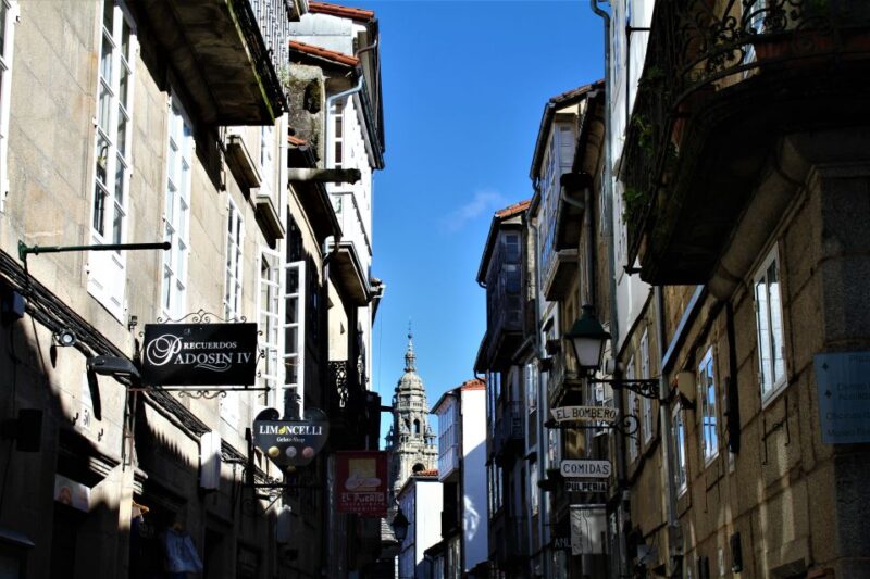 Santiago: Food Walking Tour With Tasting of Local Products - Tour Duration