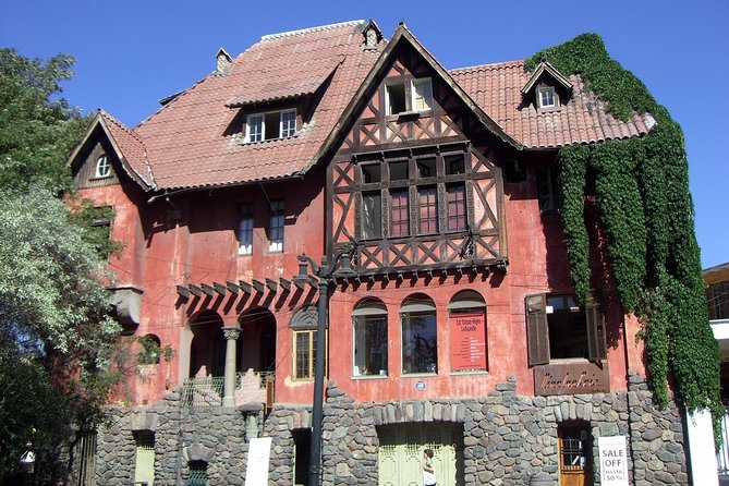 Santiago: Full-Day Neruda's Route Tour, Includes Entrance to Museums - Exploring Nerudas Life