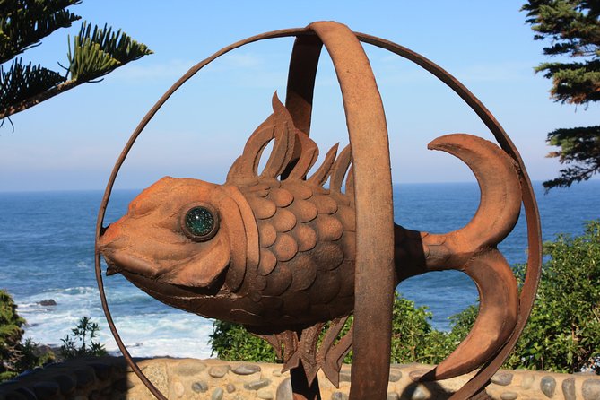 Santiago: Full-Day Neruda's Route Tour, Includes Entrance to Museums - Visiting Isla Negra