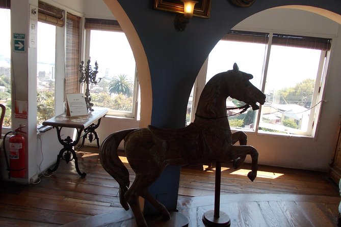 Santiago: Full-Day Neruda's Route Tour, Includes Entrance to Museums - Scenic Tour of Chile