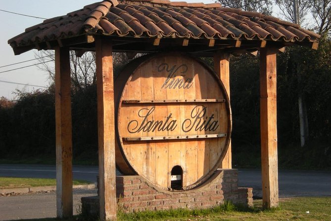 Santiago: Full Day Visiting Santa Rita & Undurraga Vineyards. Entraces Included - Guide and Service Quality