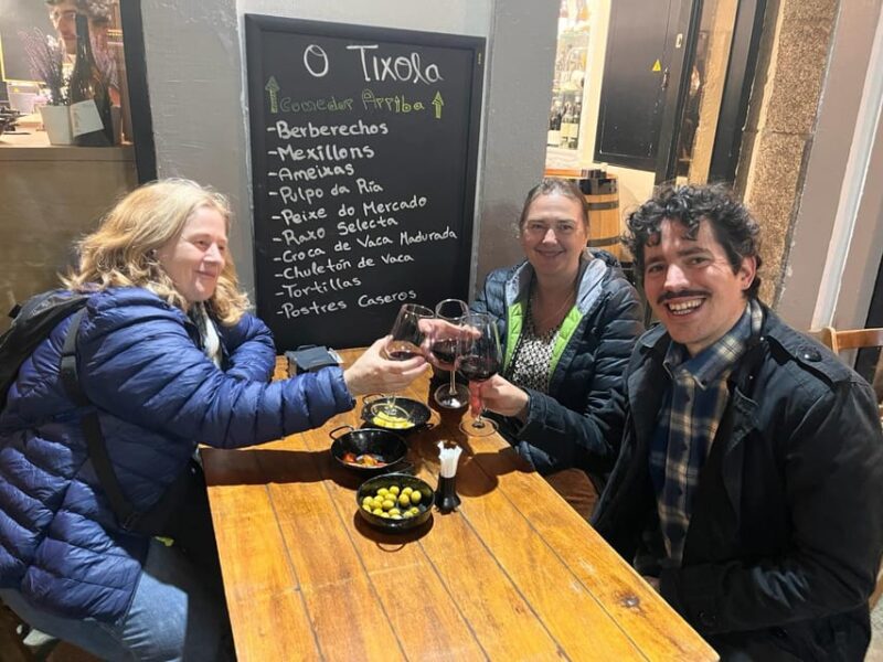 Santiago: Guided Foodie Tour With Drinks, Tapas & Live Music - Sipping on Local Wines and Liqueurs