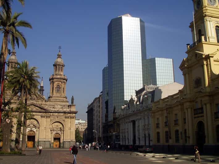 Santiago: Guided Full-Day Walking Tour With a Chilean Lunch - Experience and Itinerary