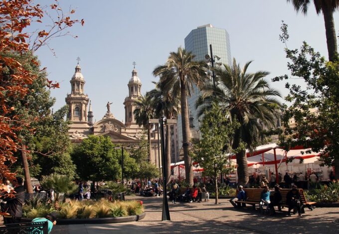 Santiago: Guided Full-Day Walking Tour With a Chilean Lunch - Customer Reviews
