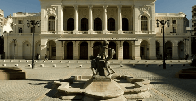 Santiago : Highlights Walking Tour With A Guide - Pricing and Cancellation Policy