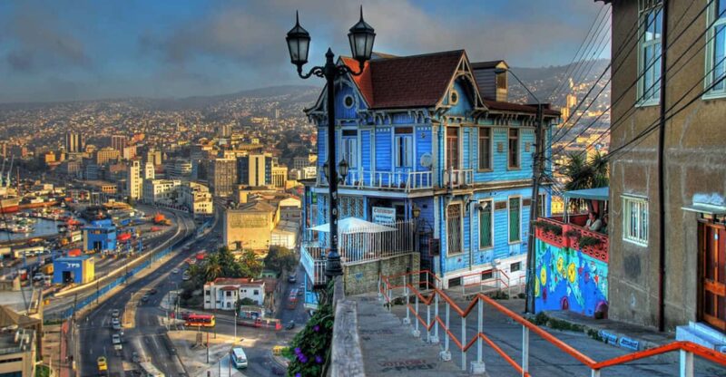Santiago: Private Full-Day Valparaiso and Viña Del Mar Tour - Itinerary Highlights