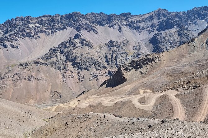Santiago: Tour to Aconcagua Mountain, Inca Lagoon, Inca Bridge - Pickup Information