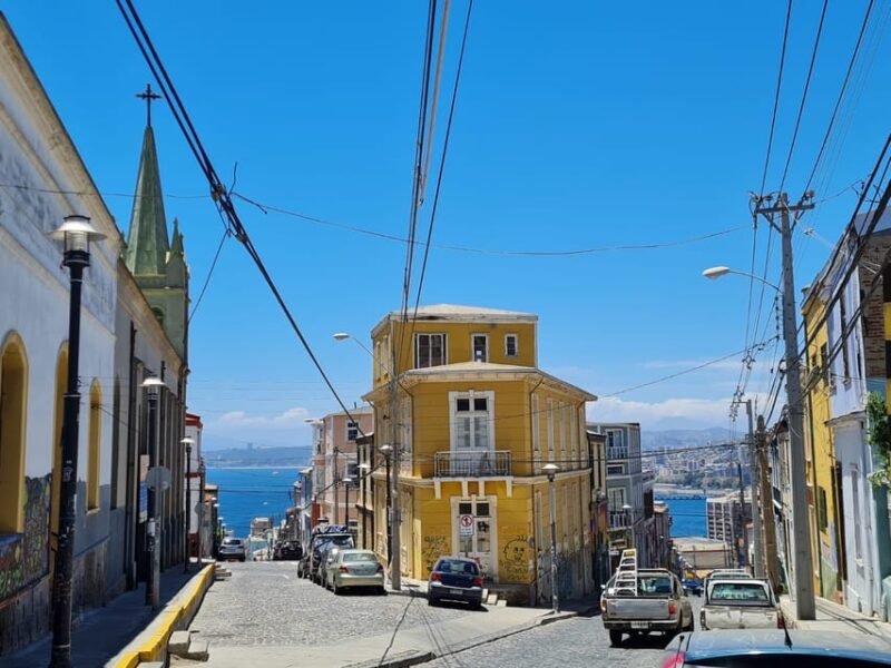 Santiago: Tour to Valparaiso and Casablanca - Key Points