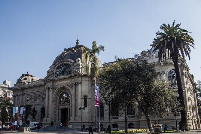 Santiago Unveiled Half Day Exploration of Chile's Capital City - Cultural Immersion at La Moneda Palace