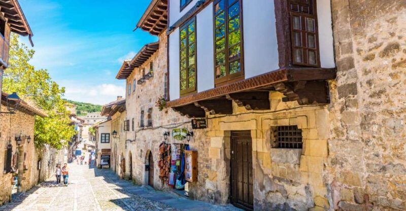 Santillana Del Mars Architectural Jewels: a Timeless Journey - Historic Center of Santillana