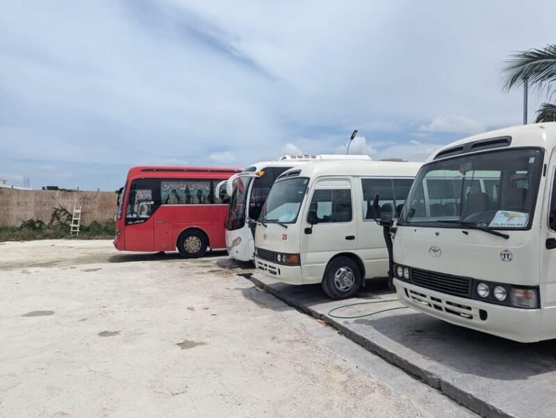Santo Domingo Airport To Punta Cana - Vehicle Features