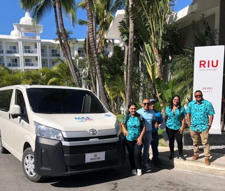 Santo Domingo Airport Transfer to Your Hotel in Punta Cana - Inclusive Shopping Tour