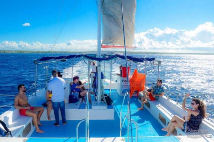 Santo Domingo: Catamaran With Snorkeling, Open Bar, and Lunch - Frequently Asked Questions