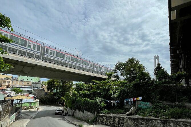 Santo Domingo: City Life Food & Transportation Tour - Transportation and Logistics