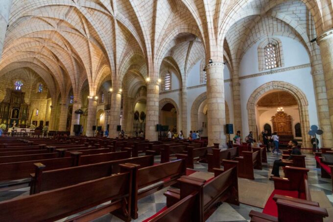 Santo Domingo City Tour: Colonial City, Los Tres Ojos, Lunch - Frequently Asked Questions