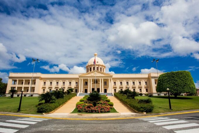 Santo Domingo Colonial City Tour Full Day With Lunch - Tour Duration and Pricing
