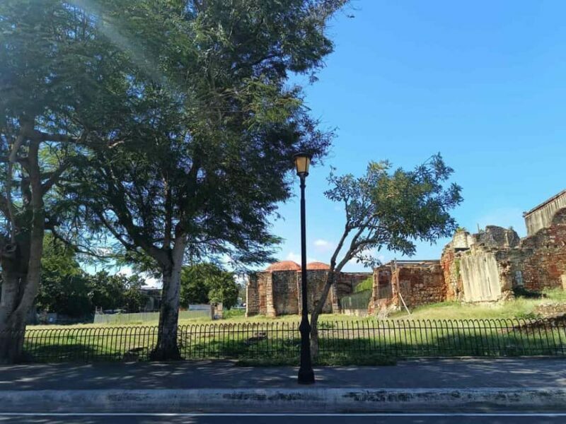 Santo Domingo: Colonial walk and watercolor. - A detailed look at what you can expect