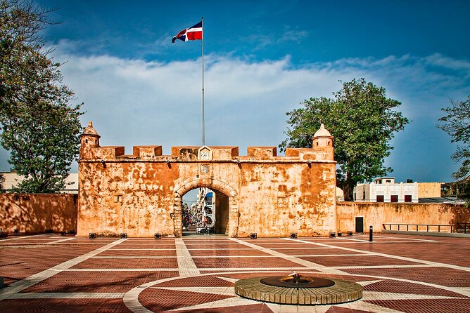 Santo Domingo Full Day Tour From Boca Chica - Accessibility and Participation