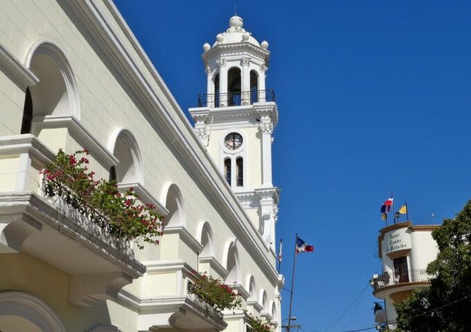 Santo Domingo: Private City Tour Walking - Discovering Museums and Landmarks