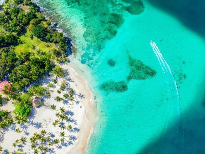 Santo Domingo: Samana, El Limon Waterfall and Cayo Levantado - Visit Cayo Levantado (Bacardi Island)