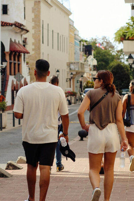 Santo Domingo Small Group Walking Tour With Specialty Coffee - Specialty Coffee and Local Tastings