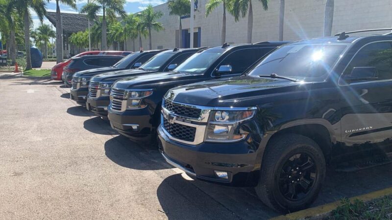 Santo Domingo VIP Luxury Airport Transfer To Santo Domingo - Luxury Vehicle Fleet