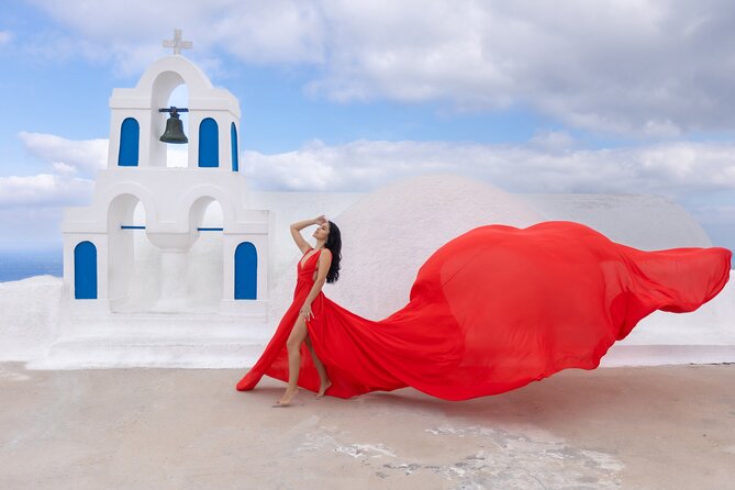 Santorini 2hrs Flying Dress Photoshoot With Transportation - Dress Options for Your Photoshoot