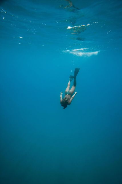 Santorini: 30Min. Underwater Photoshoot Experience - Photographic Highlights