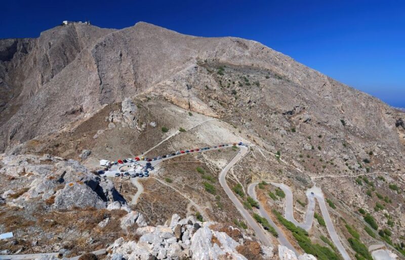 Santorini: Akrotiri Excavation, Megalochori, & Beaches Tour - Itinerary Highlights