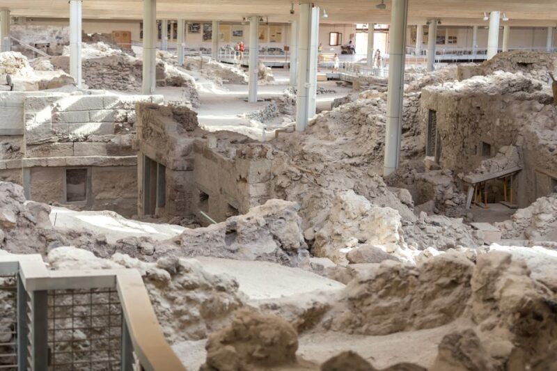 Santorini: Akrotiri Prehistoric City Guided Walking Tour - Tour Duration and Language Options