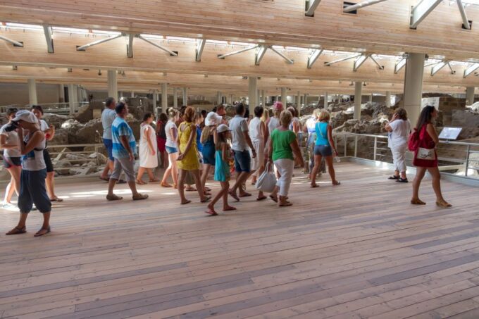 Santorini: Akrotiri Prehistoric City Guided Walking Tour - Meeting Point and Arrival Instructions