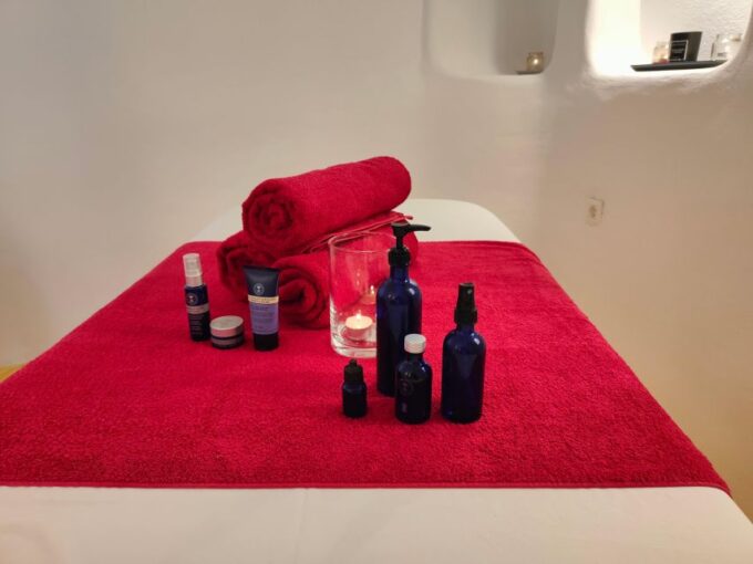 Santorini: Aromatherapy Couples Massage - Post-Massage Wellness