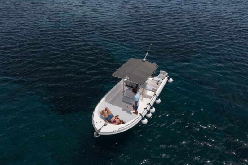 Santorini: Boat Rental With License - Requirements and Restrictions