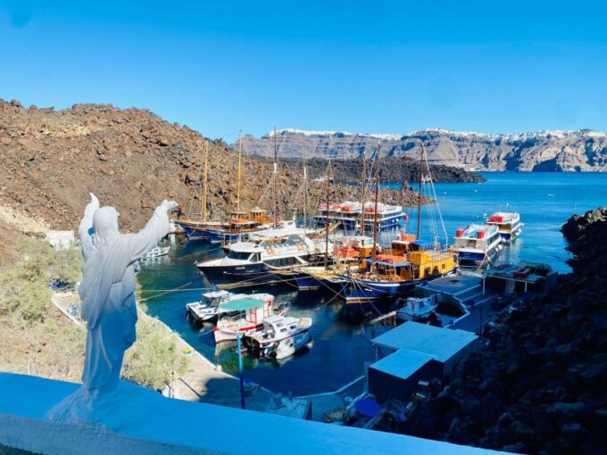 Santorini: Boat Tour in Volcano, Hot Springs and Thirassia - Booking and Cancellation