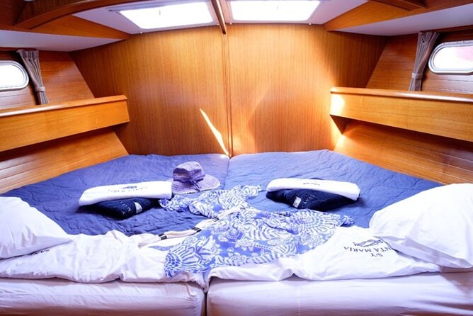 Santorini: Caldera All-Inclusive Private Sailing Yacht Cruise - Convenient Transportation Options